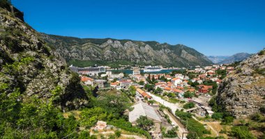 Kotor Körfezi ve Karadağ 'ın Panoraması