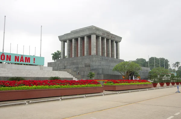 Ho Chi Minh Mausoleum in Hanoi, Vietnam — Stock Photo, Image