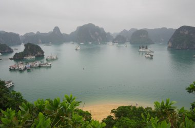 Halong Körfezi