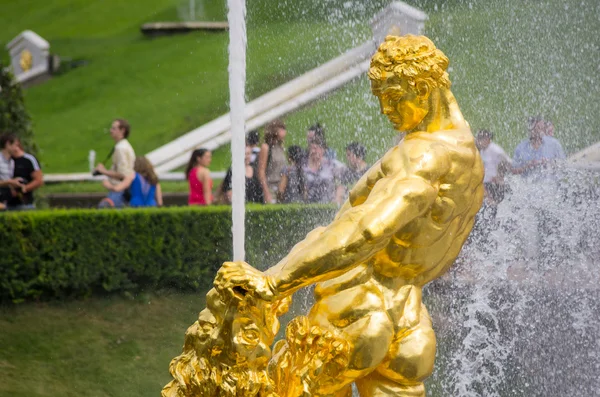 Samson fountain of the Grand Cascade — Stock Photo, Image