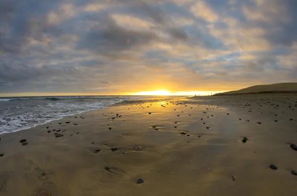 Sonnenuntergang über der Atlantikküste — Stockfoto