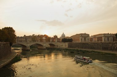 Roma günbatımı üzerinde