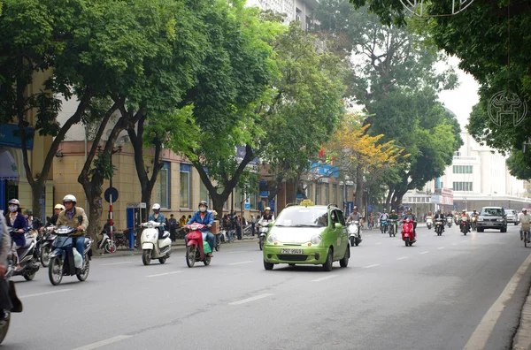 Traffico su Hanoi strada — Foto Stock