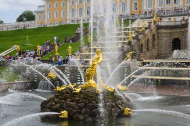 Grand Cascade Samson Çeşmesi
