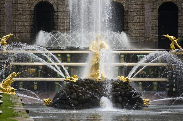 Samson fountain of the Grand Cascade — Stock Photo, Image