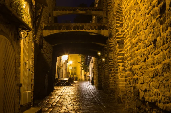 Gece eski Tallinn — Stok fotoğraf