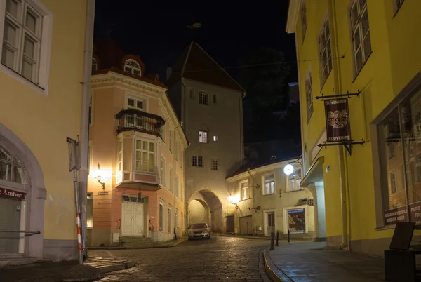 Old Tallinn in the night — Stock Photo, Image
