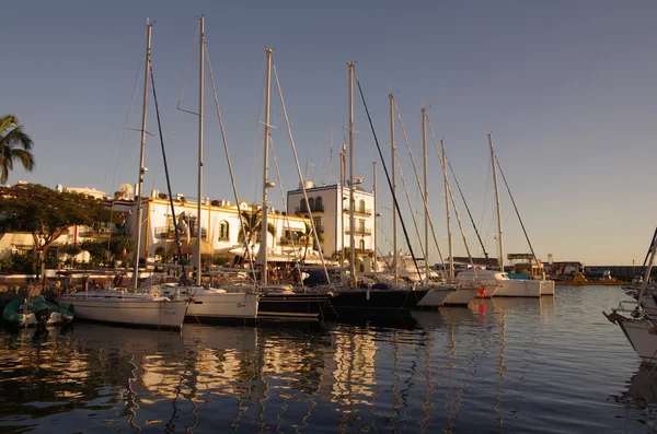 Puerto de Mogan na západ slunce — Stock fotografie