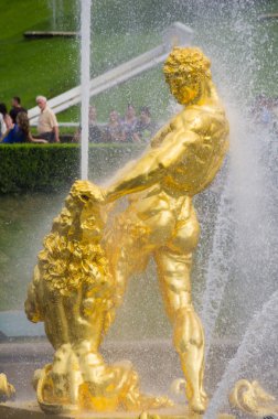 Grand Cascade Samson Çeşmesi