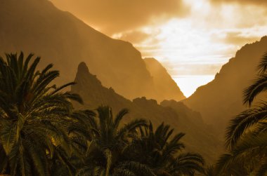 Tenerife günbatımı üzerinde
