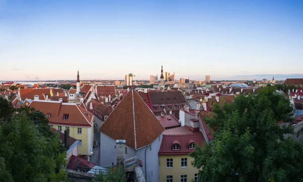 Akşam eski Tallinn — Stok fotoğraf