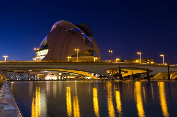 Ciudad de las artes y las ciencias en la noche — Foto de Stock