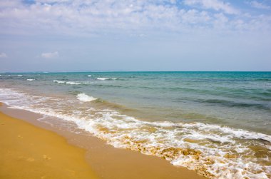 Akdeniz kıyıları.