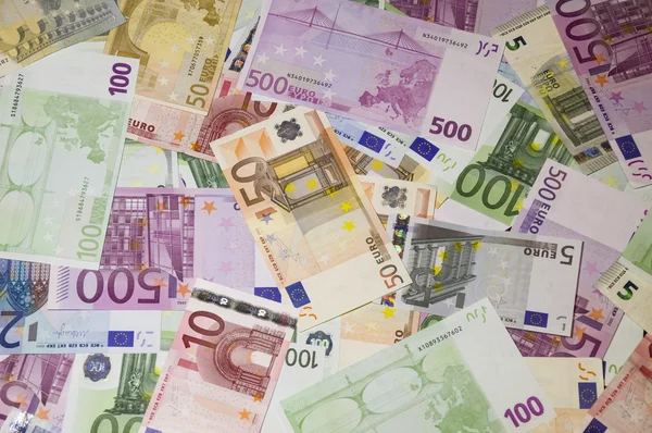 Notas de euro dispersas — Fotografia de Stock