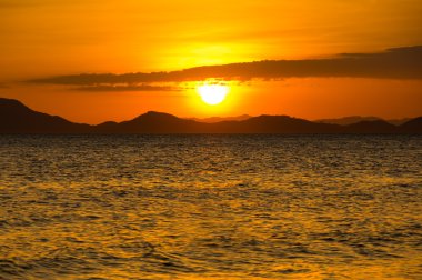 Günbatımı Andaman Denizi