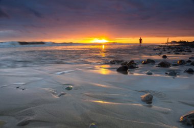 Atlantik Okyanusu kıyısında