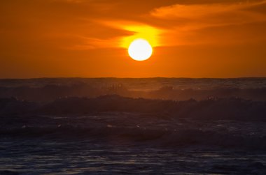 Atlantik Okyanusu kıyısında