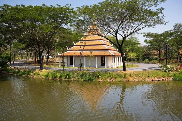 Buddhista templom Thaiföldön — Stock Fotó