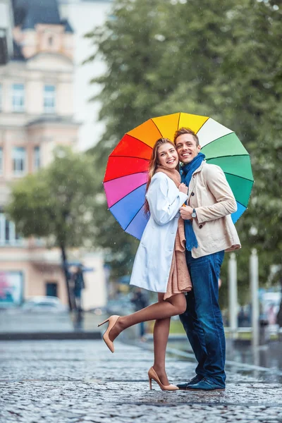 Young tourists outdoors — Stock Photo, Image