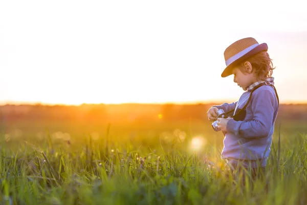 Fotograf med kamera — Stockfoto