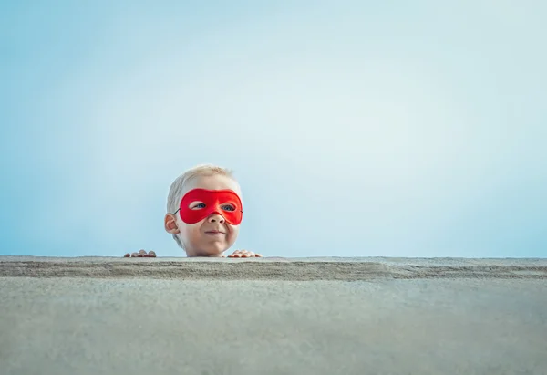 Menino mascarado — Fotografia de Stock