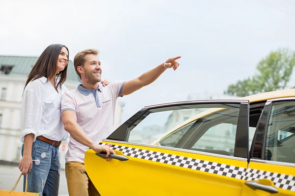 Çekici çift sarı taksi hakkında