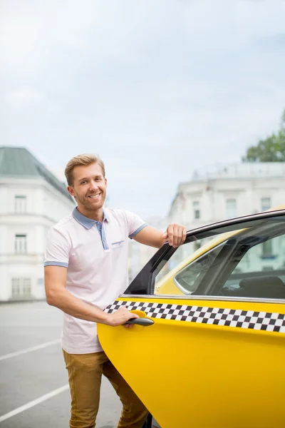 Passenger  with a taxi — Stock Photo, Image