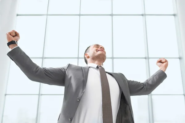 Happy man in suit — Stock Photo, Image