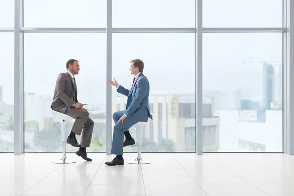 Young businessman in office — Stock Photo, Image