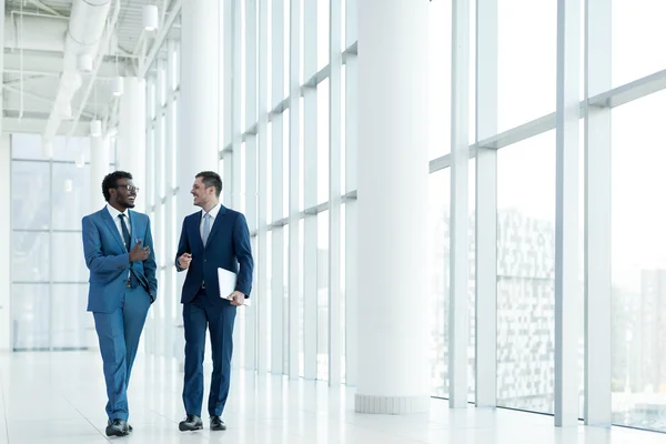 Young businessman in office — Stock Photo, Image