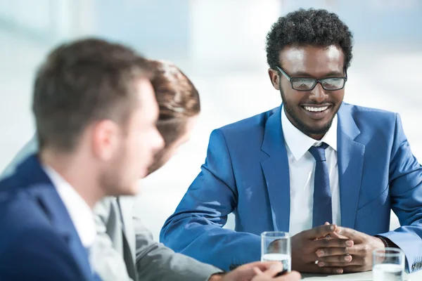 Gente de negocios en la oficina — Foto de Stock