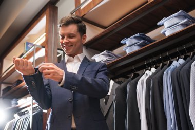 Shopaholic bir mağaza