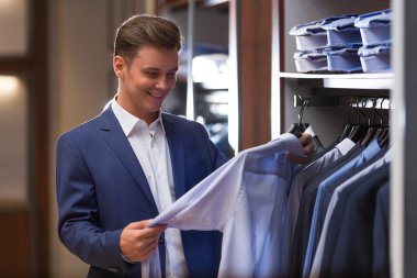 Mağaza Müşteri gülümseyen