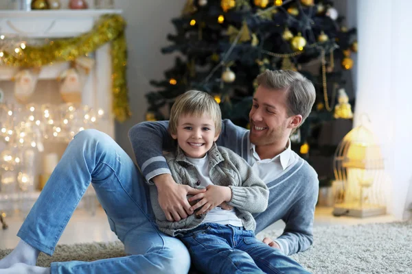 Hombres sonrientes — Foto de Stock