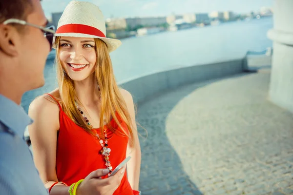 Smiling couple — Stock Photo, Image