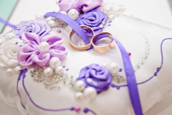 Anillos de boda — Foto de Stock