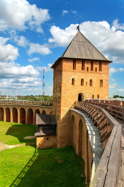 Novgorod fortress with towers — Stock Photo, Image