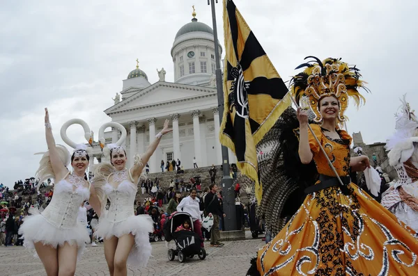 Helsinki, Finlande, 6 juin 2015 : Voiture traditionnelle de samba estivale — Photo