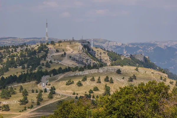 Crimean observatory on the plateau — Stock Photo, Image