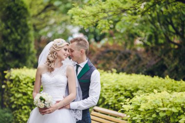 mutlu gelin ve damat