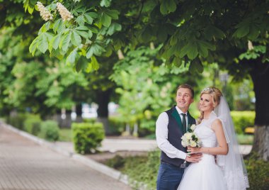 mutlu gelin ve damat