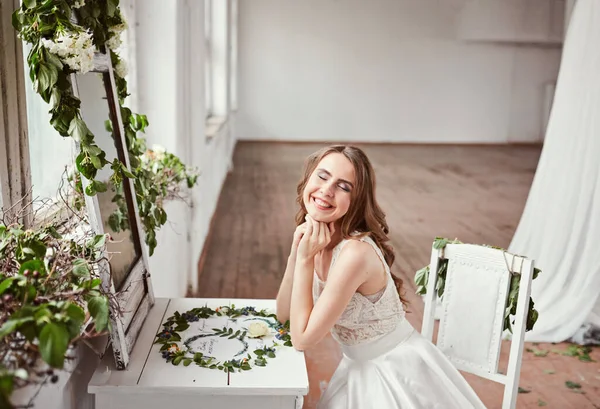 Beautiful Bride White Dress Sitting Chair Window Holding Wedding Bouquet — Stock Photo, Image