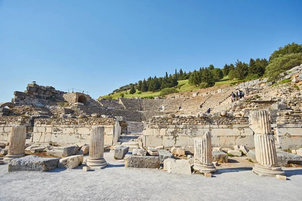 Selcuk Turquía Abril 2018 Callejón Mármol Con Columnas Que Conducen — Foto de Stock