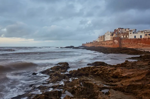 Bouřlivý Atlantický Oceán Břehu Essaouiry Maroko — Stock fotografie