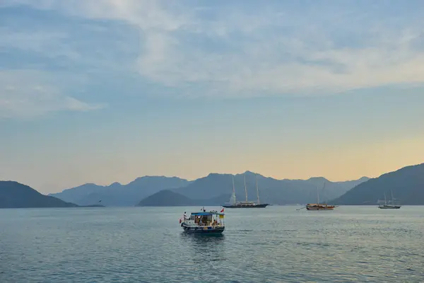 Mari Turkey Nisan 2018 Türkiye Nin Marmaris Kentinde Deniz Kenarında — Stok fotoğraf