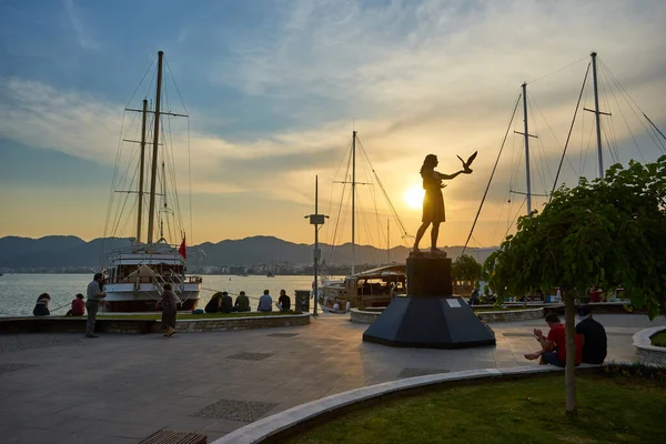 Maris Turkey 2018年4月28日 トルコのMarmaris市の海辺の遊歩道 — ストック写真