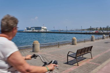 KOS ADASI, GREECE - MAYIS 02, 2018 Yunanistan 'ın Kos Adası sokaklarından görüntü.