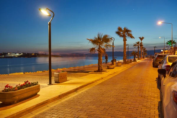 Cesme Turkey エイプリル25 2018 トルコ チェゼメのマリーナの夜景 — ストック写真