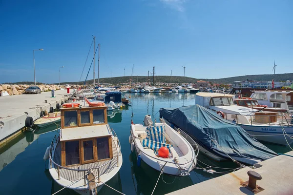 Cesme Turquie Avril 2018 Yachts Plaisance Bâtiments Arrière Plan Cesme — Photo