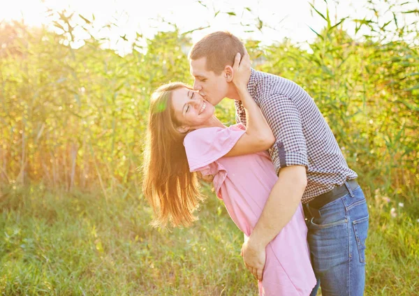 Outdoor Portrait Young Couple Summer — Stock Photo, Image